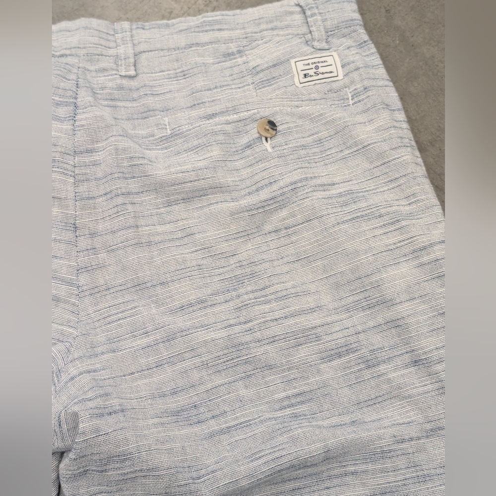 *Ben Sherman Textured Shorts, Size 34 - Picture 6 of 8